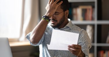 8 erros comuns sobre leis trabalhistas que toda empresa deve evitar